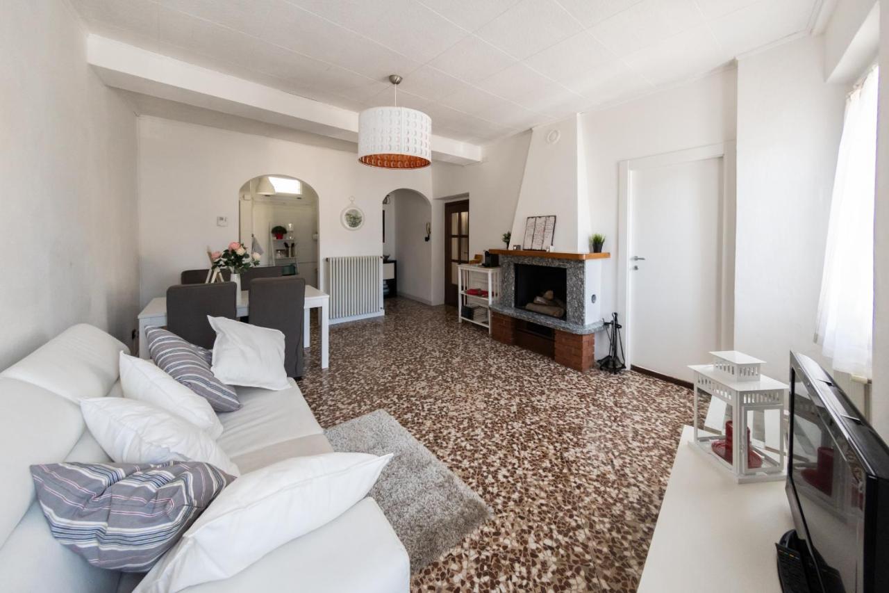 Family Nest Overlooking Lake Como - By Rent All Como Argegno Εξωτερικό φωτογραφία